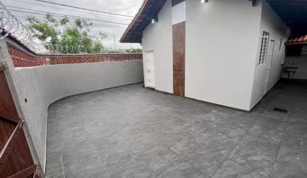 Casa geminada e 2 suítes à venda em Praia Grande, Balneário Maracanã, Praia Grande