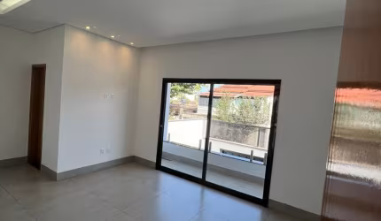 lindo sobrado novo , de alto padrão de acabamento . Perto de tudo que você precisa