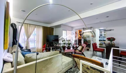 Vende linda casa térrea em condomínio na Vila Andrade