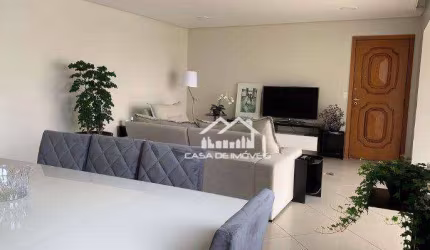 Vende apartamento no Morumbi com 161m². Aceita permuta por apartamento menor .