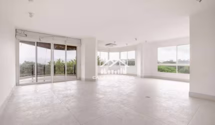 Vende excelente apartamento na Vila Nova Conceição, com 260m²
