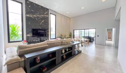 Casa com 3 dormitórios à venda, 300 m² por R$ 2.450.000,00 - Condominio Figueira Garden - Atibaia/SP
