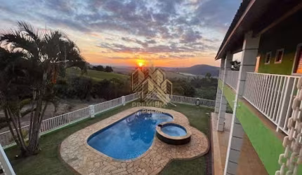 Casa com 3 dormitórios à venda, 450 m² por R$ 1.100.000,00 - Laranjal - Atibaia/SP