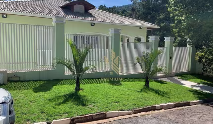 Casa com 3 dormitórios à venda, 647 m² por R$ 3.500.000 - Condomínio Flamboyant - Atibaia/SP