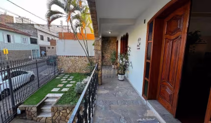 Casa com 4 dormitórios à venda, 354 m² por R$ 1.300.000,00 - Centro - Varginha/MG