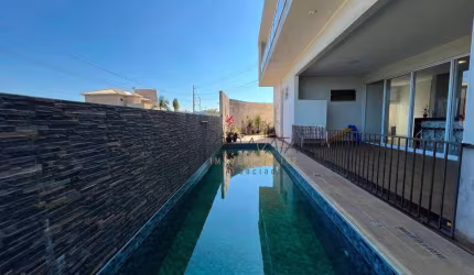 Casa com 4 dormitórios à venda, 375 m² por R$ 890.000 - Riviera do Lago - Varginha/MG