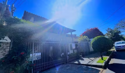 Casa Residencial à venda, 7 quartos, 1 suíte, 4 vagas, Belvedere - Belo Horizonte/MG