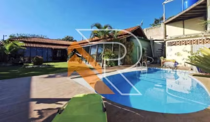 Casa com 3 quartos à venda na Rua Dezessete, Camboinhas, Niterói, 200 m2 por R$ 2.999.999