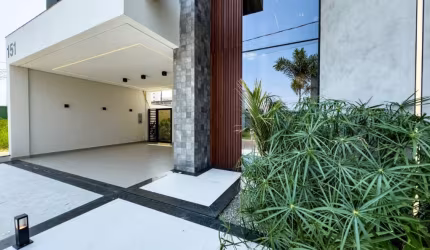 COND. ESTORIL | 3 suítes, 267m² de área construída | R$ 2.299.000,00