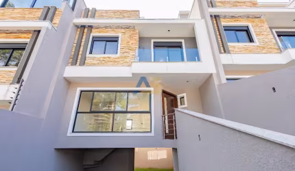 Sobrado Triplex 3 Quartos à venda no bairro Pilarzinho | Curitiba