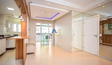 Apartamento Semimobiliado 2 Quartos à Venda no Soleil | Água Verde, Curitiba