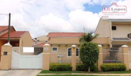 Casa com 4 dormitórios à venda, 252 m² por R$ 840.000,00 - Costeira - São José dos Pinhais/PR