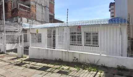 Casa comercial para alugar no Madureira, Caxias do Sul  por R$ 3.500