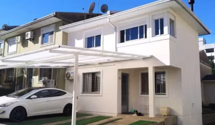 Casa em condomínio fechado com 2 quartos à venda na Nossa Senhora do Rosário, Caxias do Sul  por R$ 360.000