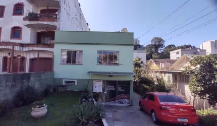 Casa com 4 quartos à venda no Cristo Redentor, Caxias do Sul  por R$ 450.000