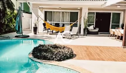 Imóvel de luxo para venda ou locação na Barra da Tijuca Blue Houses : Casa em condomínio com 5 quartos, 5 suítes e 425m² de área privativa!