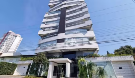 Apartamento Semi mobiliado 3 suites no Centro