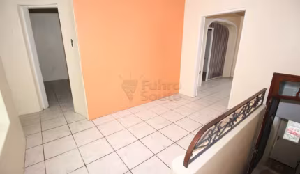 Comercial Casa em Pelotas
