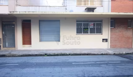 Sala Comercial Fora de Condomínio para Locação ? Centro de Pelotas