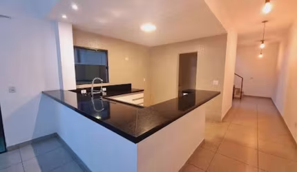 Casa com 3 dormitórios à venda, 140 m² por R$ 850.000,00 - Jardim Maristela - Atibaia/SP