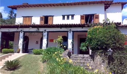 Casa com 4 dormitórios à venda, 650 m² por R$ 3.000.000,00 - Beiral das Pedras - Atibaia/SP
