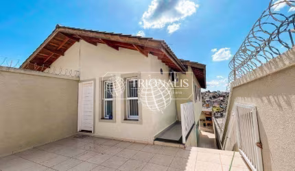 Casa com 3 dormitórios à venda, 114 m² por R$ 710.000,00 - Jardim Maristela - Atibaia/SP