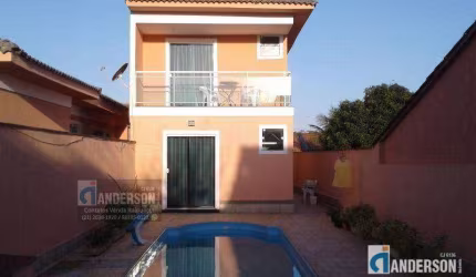 Excelente casa com 3 quartos sendo 3 suítes