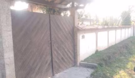 Casa com 3 dormitórios para alugar por R$ 3.100,00/mês - Itaipuaçu - Maricá/RJ