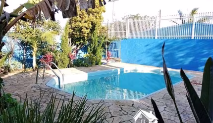 Casa Mista e Sobrado com 5 Dormitórios e Piscina na praia de Cidreira/RS