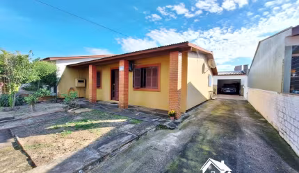 Casa com 4 Dormitórios Próxima ao Super Mercado Asun em Cidreira/RS