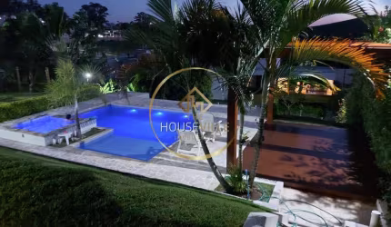 Casa 3 dormitórios ( 1 suíte), piscina, Terras de Santa Helena, Jacareí.