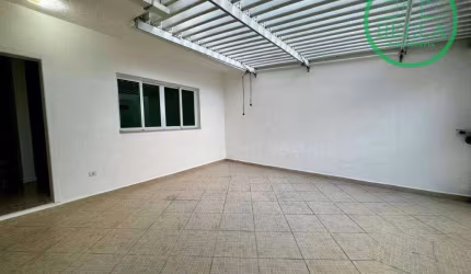 Sobrado com 3 dormitórios à venda, 121 m² por R$ 950.000,00 - Jardim Maria Duarte - São Paulo/SP