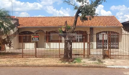 Casa para Locação em Cascavel, Maria Luiza, 4 dormitórios, 1 suíte, 3 banheiros, 8 vagas