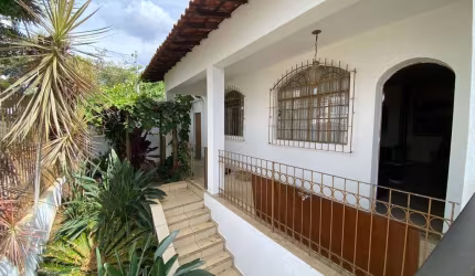 Casa com 4 quartos à venda na Rua José Amaral, --, Ouro Preto, Belo Horizonte por R$ 1.300.000
