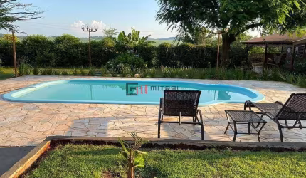 Linda chácara no Recanto Fazenda  Nata, Estrada do Limoeiro, Londrina, com área de lazer completa,