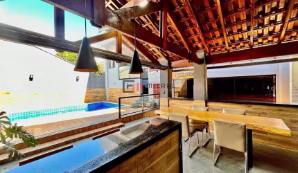 Casa à venda, com piscina  no Jardim Igapó, Londrina, PR