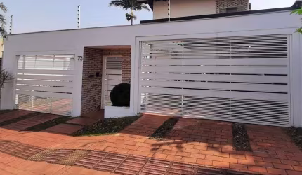 Sobrado no Carandá Bosque com excelente localização.