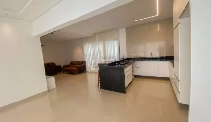 Casa com 3 quartos à venda no Jardim Maria Helena, Nova Odessa , 215 m2 por R$ 1.100.000