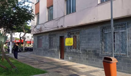 Apartamento com 2 dormitórios à venda, 55 m² por R$ 210.000,00 - Manoel Honório - Juiz de Fora/MG