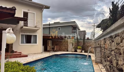 Casa com 3 quartos à venda na Rua dos Urzes, 20, Vila Petrópolis, Atibaia, 261 m2 por R$ 1.500.000
