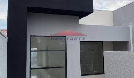 Linda casa na praia Localizada em pontal do Paraná balneario Shangri-lá.
