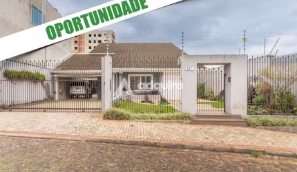 Casa Aconchegante com piscina aquecida e espaço para uma grande família à venda no bairro Boa Vista