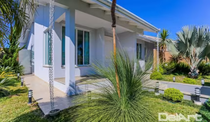 Casa de alto padrão com 3 dormitórios à venda, 240 m² por R$ 1.150.000 - Bom Jesus - Rio Negro/PR