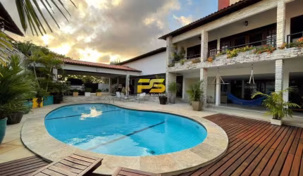 Alugo Casa de 600m2 no melhor do Bessa!