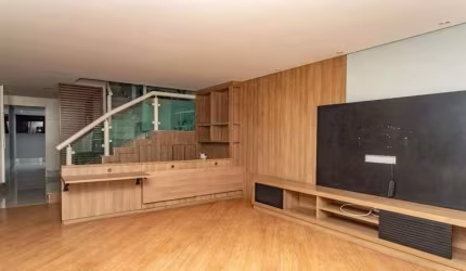 Sobrado para Compra, 363m², Centro - Diadema/SP