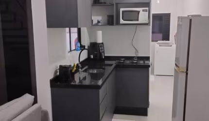 Casa com 2 quartos à venda na Rua Rio Iporã, 74, Rio Pequeno, Camboriú, 85 m2 por R$ 450.000