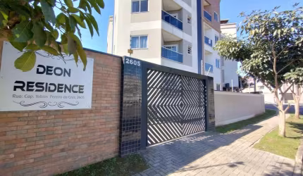 Apartamento a venda com 3 quartos, sacada com churrasqueira, suíte e 3 vagas de garagem cobertas no