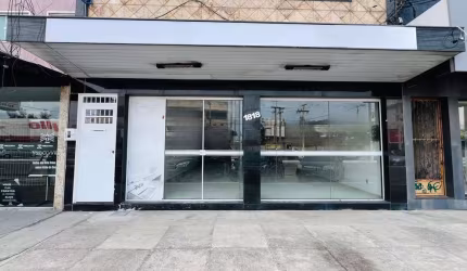 Loja de 210m² para locação fixa por R$8.000,00, Braga, Cabo Frio/RJ