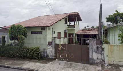 Casa em Barreiros, São José/SC