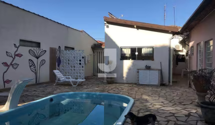 Casa à Venda - Centro, Salto - 220m2  - 3 Quartos